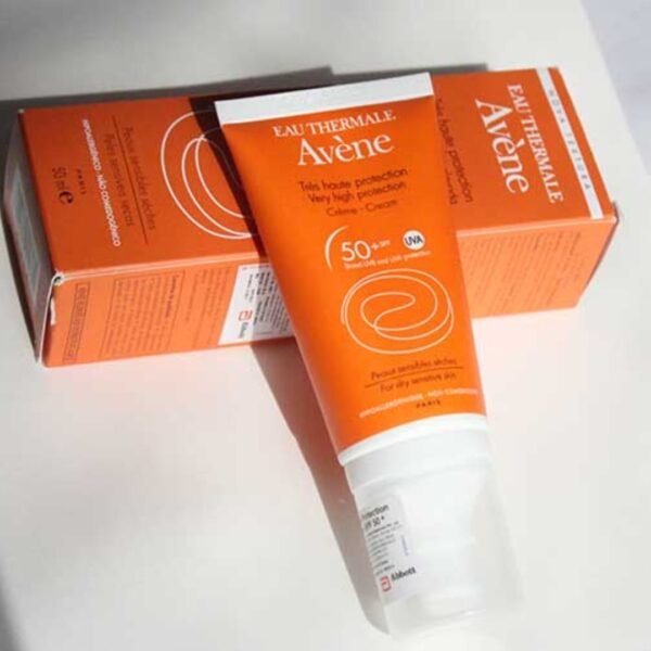 AVÈNE VERY HIGH PROTECTION CREAM SPF50+ - Image 2